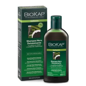 L’attribut alt de cette image est vide, son nom de fichier est Biokap-Shampoo-Nero-Detossinante-2018-300x300.jpg.