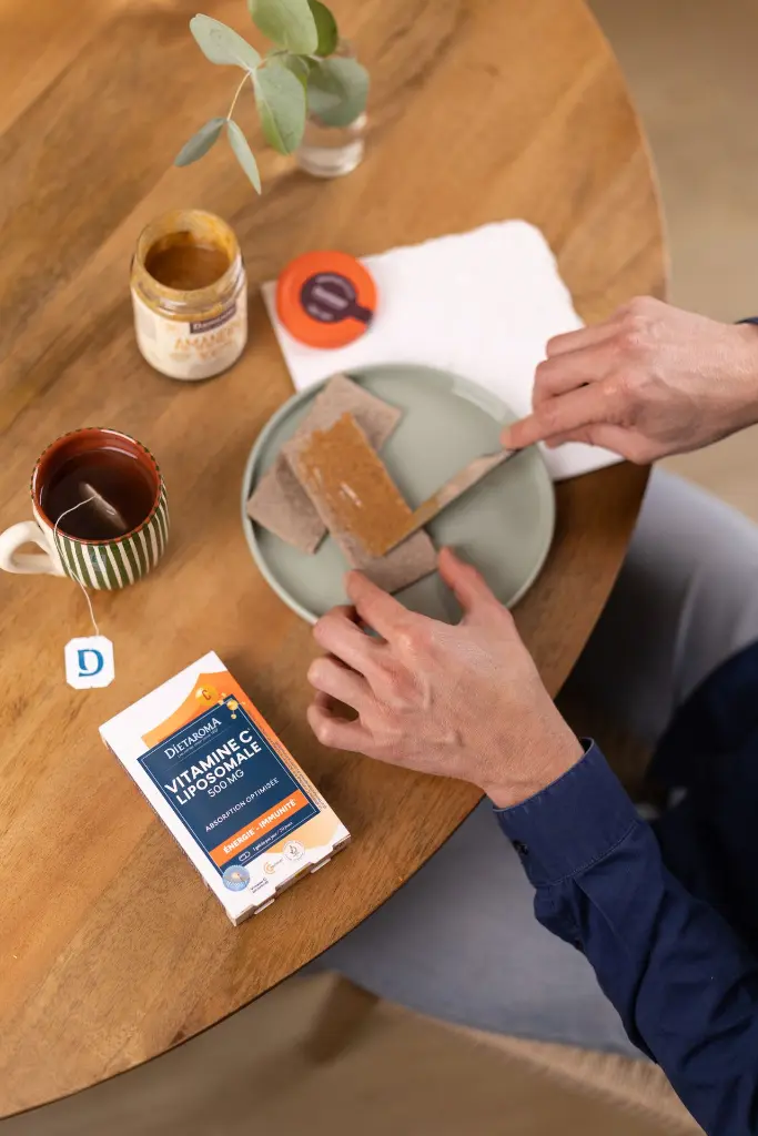 Dietaroma_VITC_Liposomale-04 (1).webp